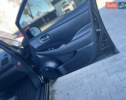 Чорний Ніссан Ліф, об'ємом двигуна 0 л та пробігом 164 тис. км за 8500 $, фото 51 на Automoto.ua