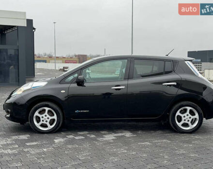 Черный Ниссан Лиф, объемом двигателя 0 л и пробегом 100 тыс. км за 6700 $, фото 12 на Automoto.ua