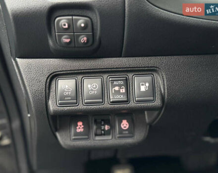 Черный Ниссан Лиф, объемом двигателя 0 л и пробегом 100 тыс. км за 6700 $, фото 3 на Automoto.ua