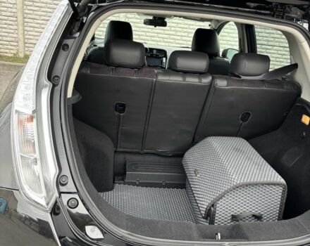 Черный Ниссан Лиф, объемом двигателя 0 л и пробегом 98 тыс. км за 7000 $, фото 6 на Automoto.ua