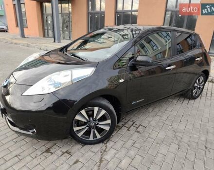 Чорний Ніссан Ліф, об'ємом двигуна 0 л та пробігом 120 тис. км за 6499 $, фото 13 на Automoto.ua