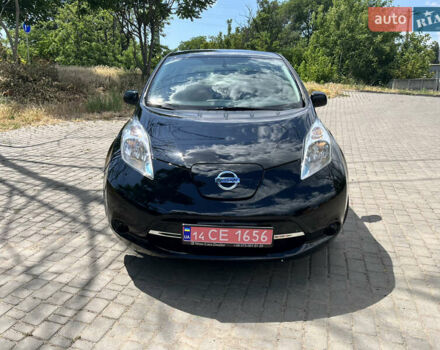 Черный Ниссан Лиф, объемом двигателя 0 л и пробегом 80 тыс. км за 8000 $, фото 1 на Automoto.ua