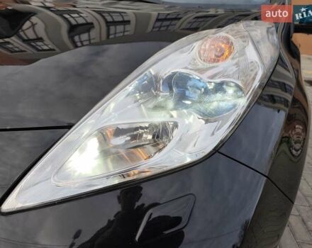 Чорний Ніссан Ліф, об'ємом двигуна 0 л та пробігом 120 тис. км за 6499 $, фото 25 на Automoto.ua