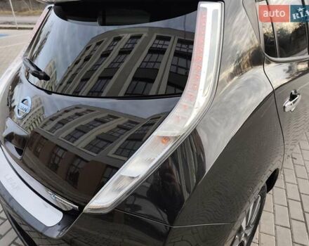 Чорний Ніссан Ліф, об'ємом двигуна 0 л та пробігом 120 тис. км за 6499 $, фото 9 на Automoto.ua