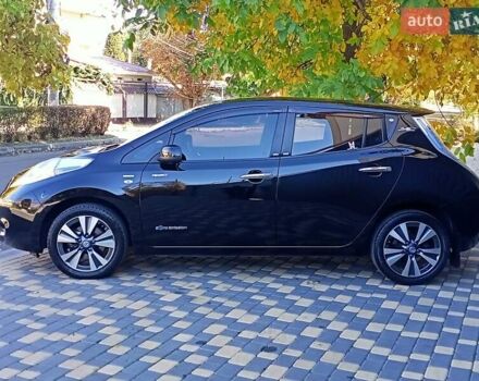 Чорний Ніссан Ліф, об'ємом двигуна 0 л та пробігом 70 тис. км за 7500 $, фото 28 на Automoto.ua