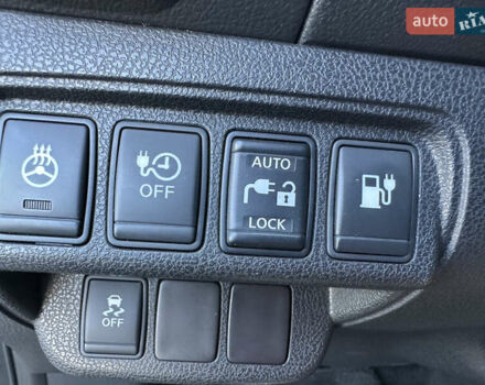 Чорний Ніссан Ліф, об'ємом двигуна 0 л та пробігом 72 тис. км за 7500 $, фото 18 на Automoto.ua