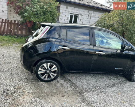 Чорний Ніссан Ліф, об'ємом двигуна 0 л та пробігом 96 тис. км за 6500 $, фото 4 на Automoto.ua