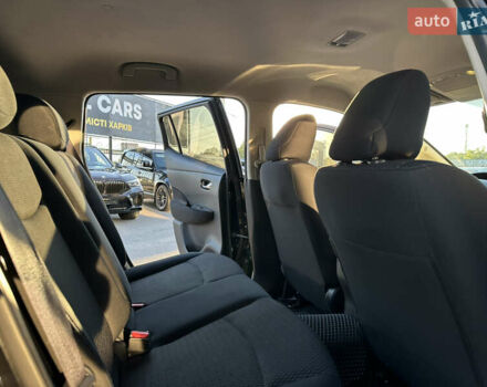 Чорний Ніссан Ліф, об'ємом двигуна 0 л та пробігом 70 тис. км за 7700 $, фото 15 на Automoto.ua