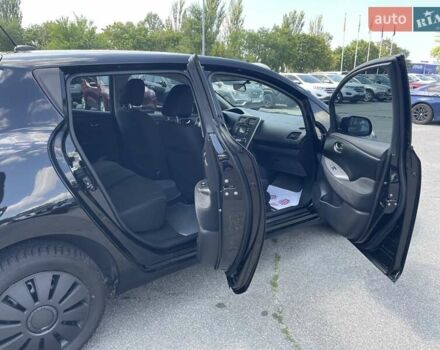 Чорний Ніссан Ліф, об'ємом двигуна 0 л та пробігом 108 тис. км за 7900 $, фото 14 на Automoto.ua