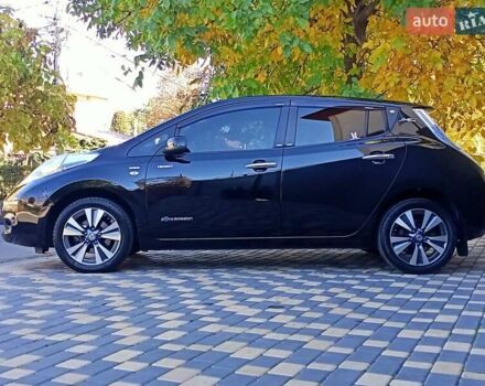 Чорний Ніссан Ліф, об'ємом двигуна 0 л та пробігом 70 тис. км за 7500 $, фото 29 на Automoto.ua