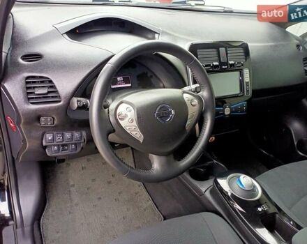 Чорний Ніссан Ліф, об'ємом двигуна 0 л та пробігом 70 тис. км за 7500 $, фото 49 на Automoto.ua
