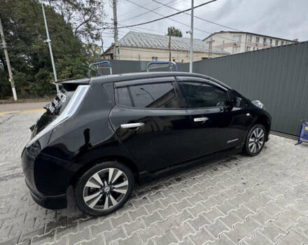 Чорний Ніссан Ліф, об'ємом двигуна 0 л та пробігом 95 тис. км за 7000 $, фото 2 на Automoto.ua