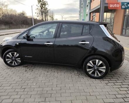 Чорний Ніссан Ліф, об'ємом двигуна 0 л та пробігом 120 тис. км за 6499 $, фото 15 на Automoto.ua