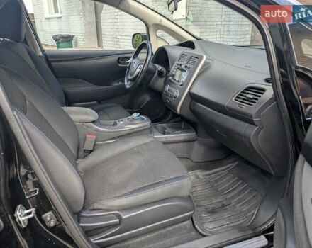 Чорний Ніссан Ліф, об'ємом двигуна 0 л та пробігом 120 тис. км за 7400 $, фото 27 на Automoto.ua
