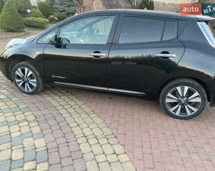 Черный Ниссан Лиф, объемом двигателя 0 л и пробегом 90 тыс. км за 7990 $, фото 5 на Automoto.ua