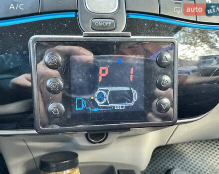 Чорний Ніссан Ліф, об'ємом двигуна 0 л та пробігом 96 тис. км за 6500 $, фото 13 на Automoto.ua