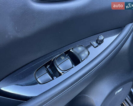 Чорний Ніссан Ліф, об'ємом двигуна 0 л та пробігом 164 тис. км за 8500 $, фото 18 на Automoto.ua