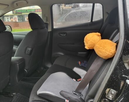 Чорний Ніссан Ліф, об'ємом двигуна 0 л та пробігом 100 тис. км за 6500 $, фото 5 на Automoto.ua