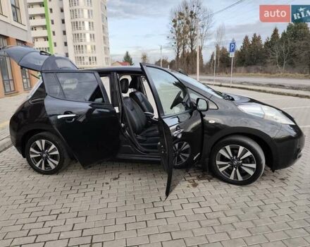 Чорний Ніссан Ліф, об'ємом двигуна 0 л та пробігом 120 тис. км за 6499 $, фото 78 на Automoto.ua