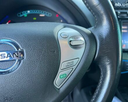 Черный Ниссан Лиф, объемом двигателя 0 л и пробегом 119 тыс. км за 7990 $, фото 21 на Automoto.ua