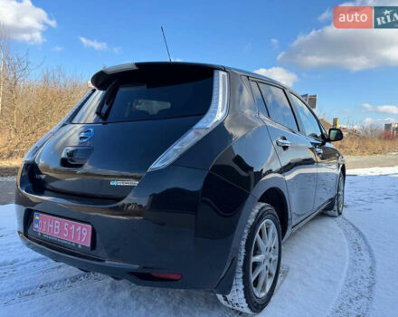 Черный Ниссан Лиф, объемом двигателя 0 л и пробегом 97 тыс. км за 6990 $, фото 9 на Automoto.ua