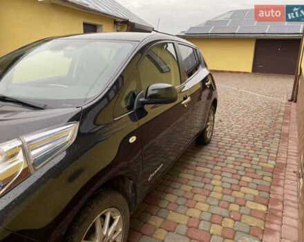 Черный Ниссан Лиф, объемом двигателя 0 л и пробегом 124 тыс. км за 7200 $, фото 6 на Automoto.ua