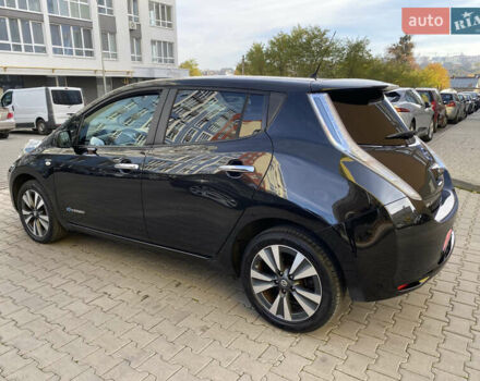 Черный Ниссан Лиф, объемом двигателя 0 л и пробегом 145 тыс. км за 7499 $, фото 5 на Automoto.ua