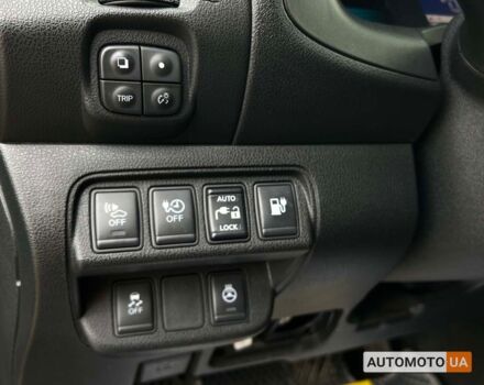 Черный Ниссан Лиф, объемом двигателя 30 л и пробегом 158 тыс. км за 6900 $, фото 17 на Automoto.ua