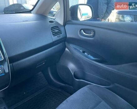 Черный Ниссан Лиф, объемом двигателя 0 л и пробегом 119 тыс. км за 7990 $, фото 33 на Automoto.ua