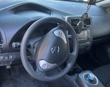 Черный Ниссан Лиф, объемом двигателя 0 л и пробегом 100 тыс. км за 7000 $, фото 7 на Automoto.ua