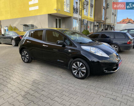 Черный Ниссан Лиф, объемом двигателя 0 л и пробегом 145 тыс. км за 7499 $, фото 3 на Automoto.ua