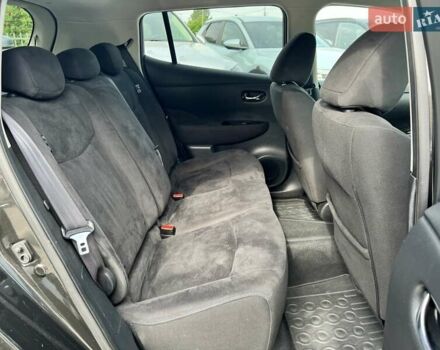Черный Ниссан Лиф, объемом двигателя 0 л и пробегом 165 тыс. км за 5990 $, фото 30 на Automoto.ua