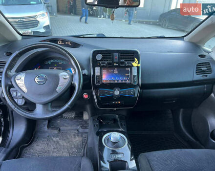 Черный Ниссан Лиф, объемом двигателя 0 л и пробегом 119 тыс. км за 7990 $, фото 38 на Automoto.ua