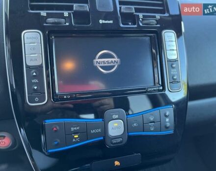 Черный Ниссан Лиф, объемом двигателя 0 л и пробегом 137 тыс. км за 8099 $, фото 19 на Automoto.ua