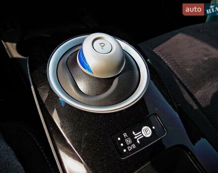 Черный Ниссан Лиф, объемом двигателя 0 л и пробегом 92 тыс. км за 9999 $, фото 17 на Automoto.ua