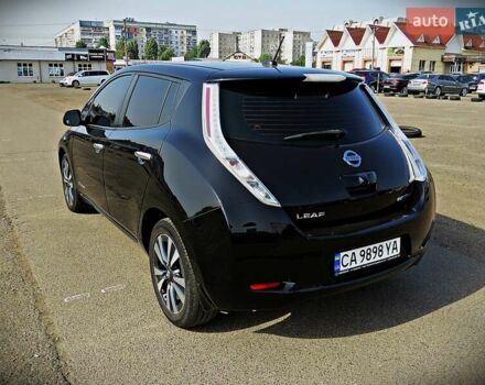 Черный Ниссан Лиф, объемом двигателя 0 л и пробегом 92 тыс. км за 9999 $, фото 3 на Automoto.ua