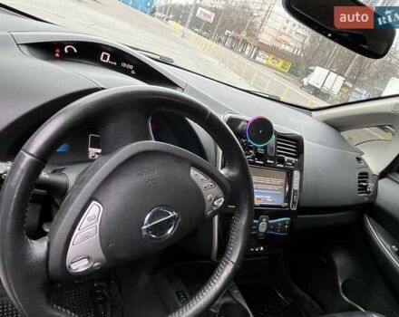 Черный Ниссан Лиф, объемом двигателя 0 л и пробегом 115 тыс. км за 7799 $, фото 8 на Automoto.ua