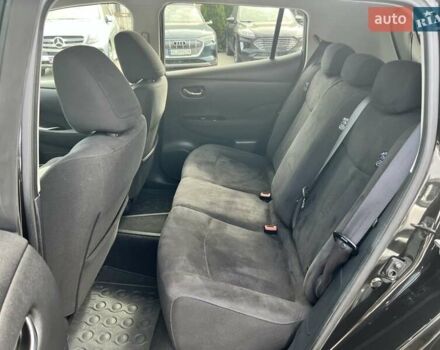 Черный Ниссан Лиф, объемом двигателя 0 л и пробегом 165 тыс. км за 5990 $, фото 32 на Automoto.ua
