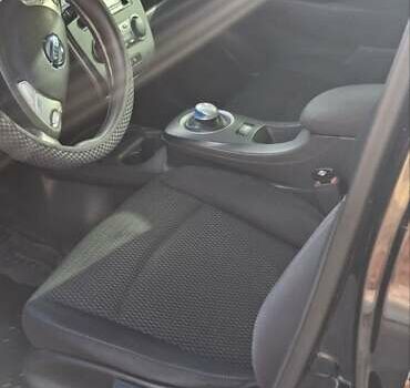 Чорний Ніссан Ліф, об'ємом двигуна 0 л та пробігом 156 тис. км за 8000 $, фото 13 на Automoto.ua