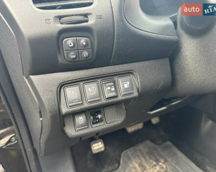 Черный Ниссан Лиф, объемом двигателя 0 л и пробегом 161 тыс. км за 7111 $, фото 20 на Automoto.ua