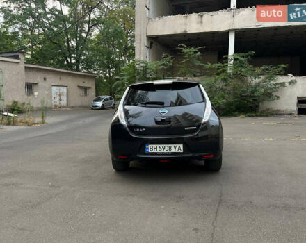 Черный Ниссан Лиф, объемом двигателя 0 л и пробегом 145 тыс. км за 6500 $, фото 5 на Automoto.ua