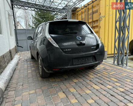 Черный Ниссан Лиф, объемом двигателя 0 л и пробегом 172 тыс. км за 7590 $, фото 6 на Automoto.ua