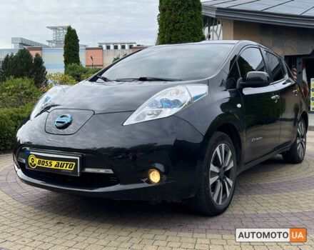 Черный Ниссан Лиф, объемом двигателя 30 л и пробегом 158 тыс. км за 6900 $, фото 2 на Automoto.ua