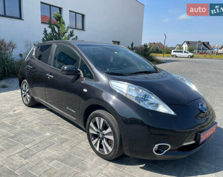 Чорний Ніссан Ліф, об'ємом двигуна 0 л та пробігом 136 тис. км за 7250 $, фото 14 на Automoto.ua