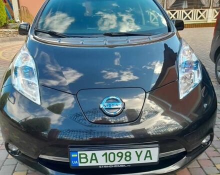 Чорний Ніссан Ліф, об'ємом двигуна 0 л та пробігом 137 тис. км за 8600 $, фото 1 на Automoto.ua