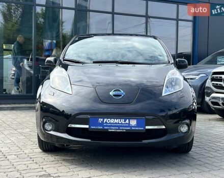 Черный Ниссан Лиф, объемом двигателя 0 л и пробегом 165 тыс. км за 5990 $, фото 4 на Automoto.ua