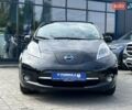 Черный Ниссан Лиф, объемом двигателя 0 л и пробегом 165 тыс. км за 5990 $, фото 4 на Automoto.ua