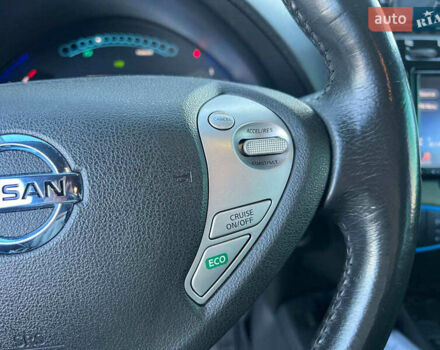 Черный Ниссан Лиф, объемом двигателя 0 л и пробегом 119 тыс. км за 7990 $, фото 21 на Automoto.ua