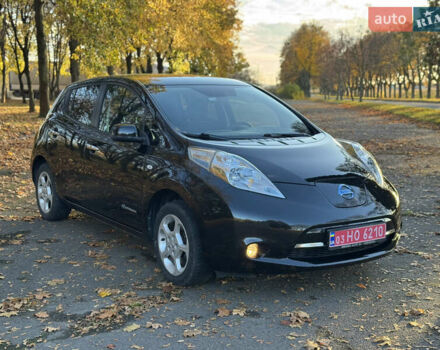 Черный Ниссан Лиф, объемом двигателя 0 л и пробегом 161 тыс. км за 7111 $, фото 7 на Automoto.ua