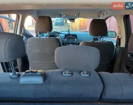 Черный Ниссан Лиф, объемом двигателя 0 л и пробегом 89 тыс. км за 8150 $, фото 8 на Automoto.ua